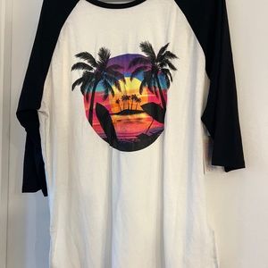 LuLaRoe Randy Tee